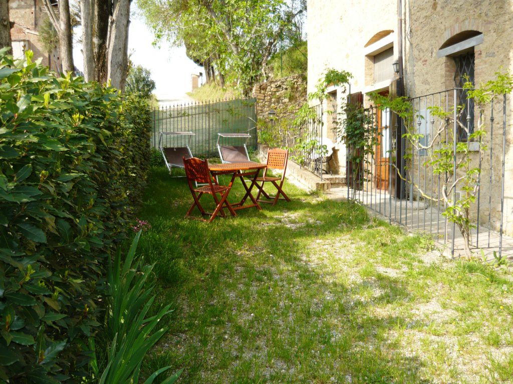 Owl Apartment - Farmhouse with pool Tuscany  7