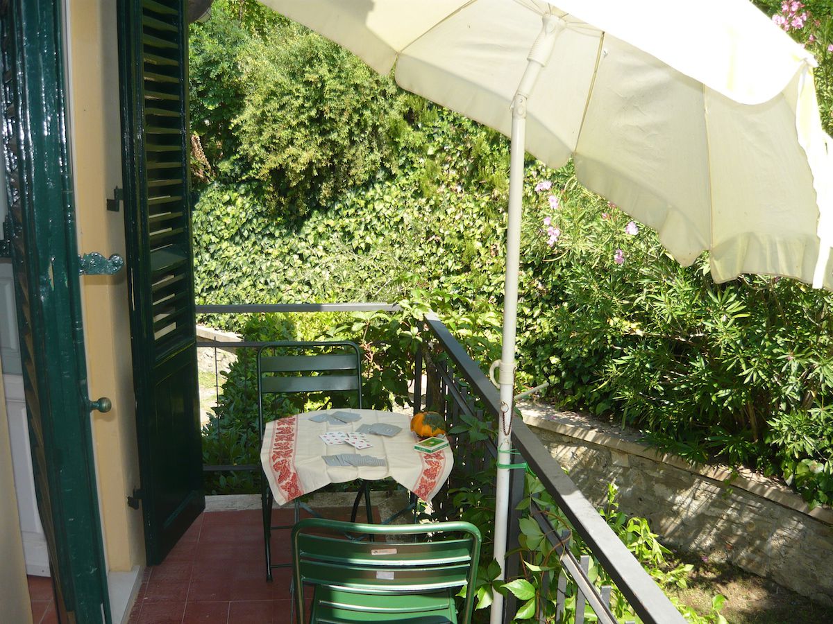 Robin Apartment - Farmhouse with pool in San Gimignano 13