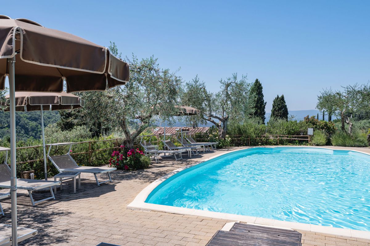 Owl Apartment - Farmhouse with pool Tuscany  12